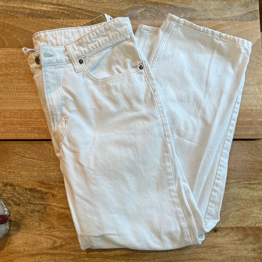 Low Rise Baggy Jeans
